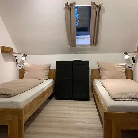 Eschen's Allee 아우리흐